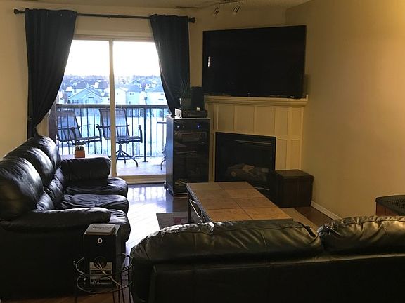 4th image of 2098 Blackmud Creek Dr SW #417