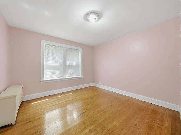 6316 N Artesian Ave #102 — Photo 17