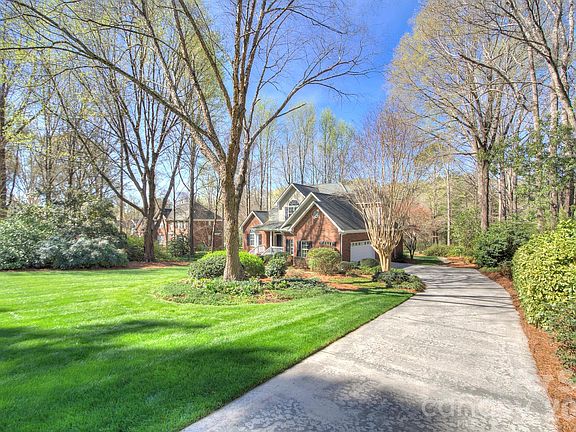 5th image of 4839 Antioch Church Rd