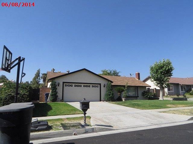 1st image of 915 Denise Ave