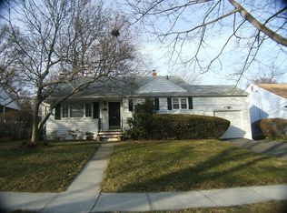 8 Homewood Way, Montclair, NJ 07042