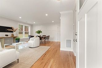5th image of 23 Barracks Rd