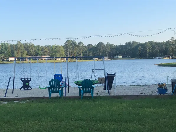 575 Gene Bland Rd, Jesup, GA 31545