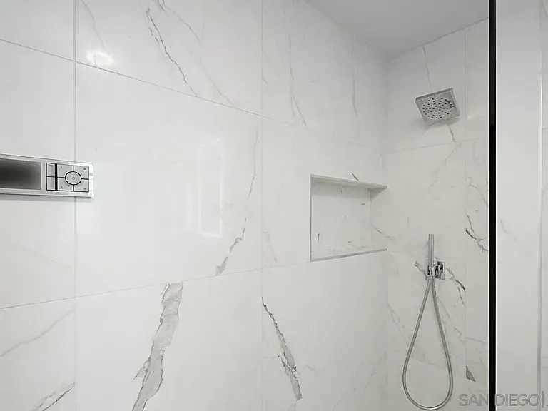 427 9th Ave #808 — Photo 15