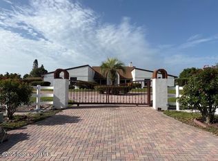 1815 Villa Espana Trl, Melbourne, FL 32935