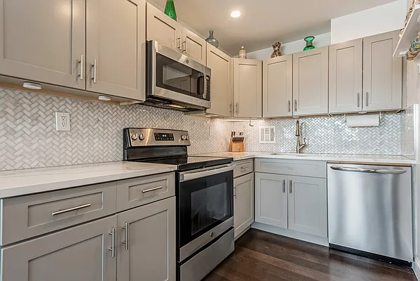 Sold by NY Space Finders Inc. | media 24