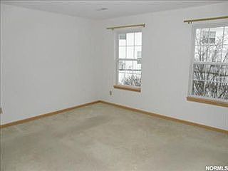 2nd image of 126 Woodbine Oval