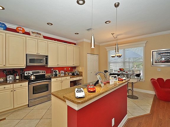 4th image of 1270 Barrigona Ct