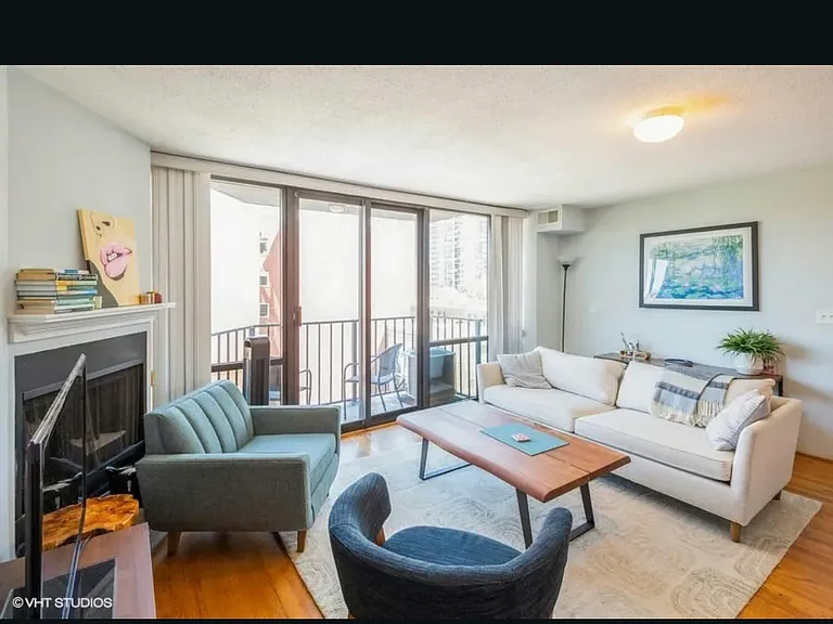 1309 N Wells St #2 — Photo 17
