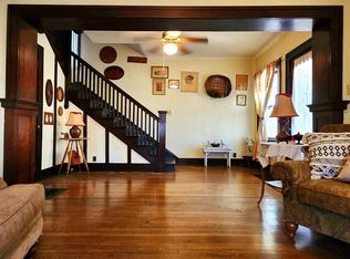 1439 E Walnut St, Des Moines, IA 50316