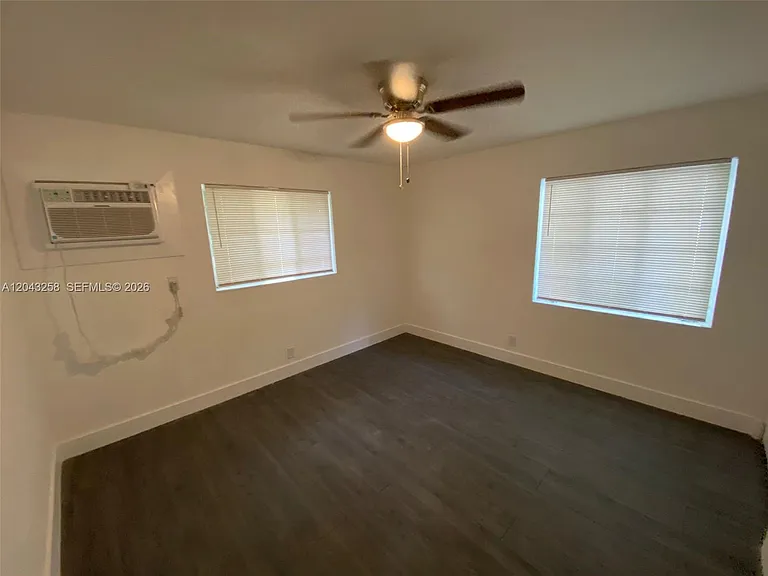 1842 Madison St #3 — Photo 5
