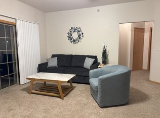 2888 Coral Ct APT 303, Coralville, IA 52241
