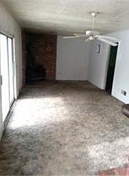 5th image of 5001 Alma St
