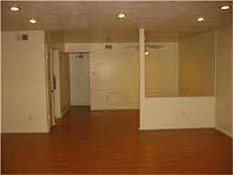 3rd image of 12633 Memorial Dr #3/18