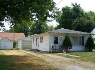 2631 E Olive St, Decatur, IL 62526