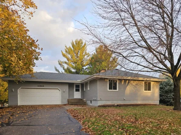 10806 Oak Knoll Ter S, Minnetonka, MN 55305