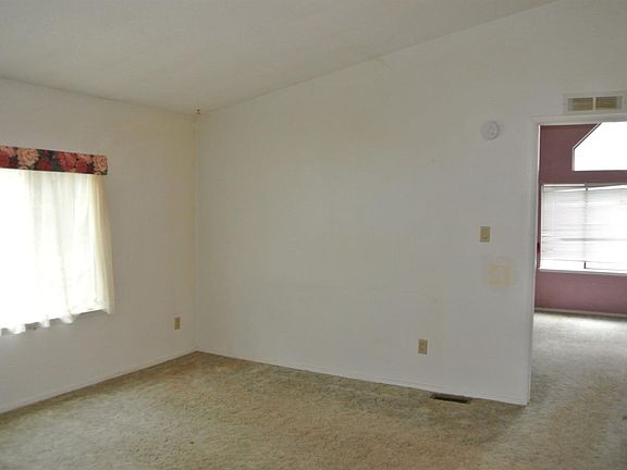 5th image of 5959 Melody Ln