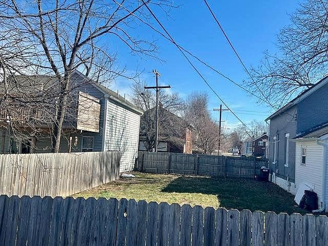 2nd image of 961 Heyl Ave