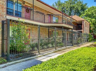 Hawthorne Apts., Houston, TX 77006