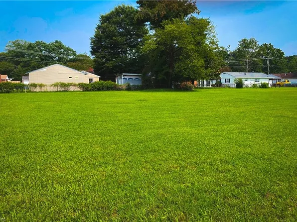 623B Fairfield Blvd, Hampton, VA 23669