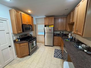 162 L St #2, Boston, MA 02127