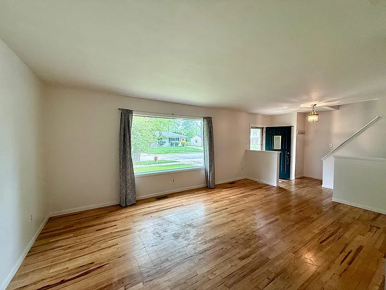 30215 Stockton Ave — Photo 30