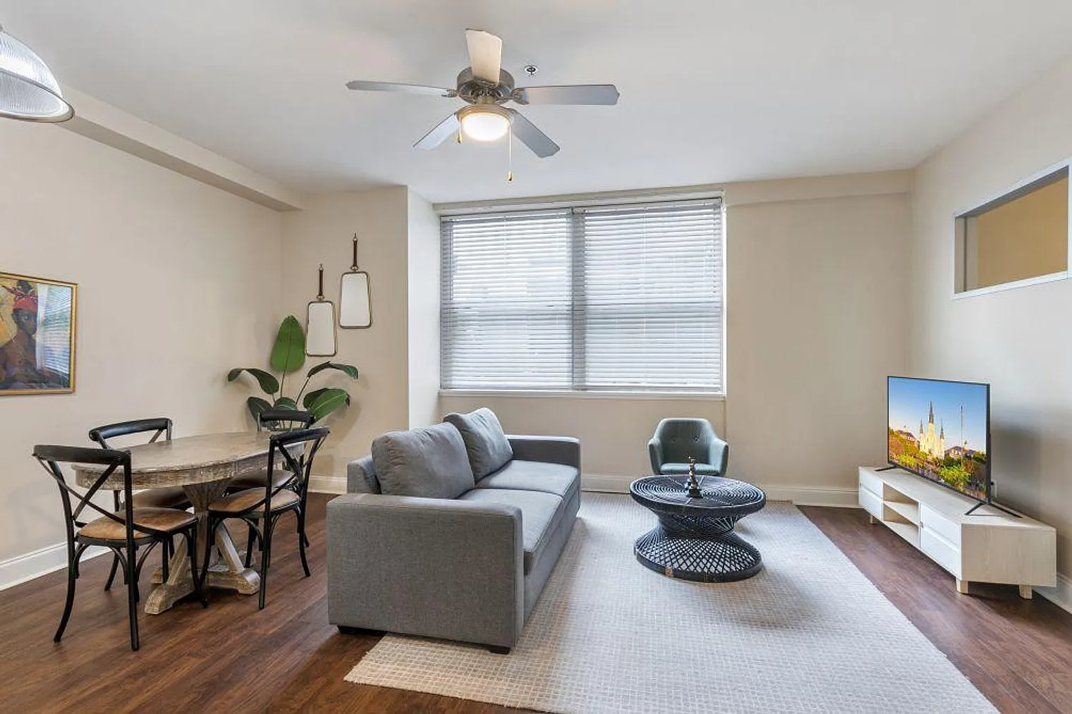 1 bed, 2.0 bath, 430 sqft, $4,211 — Photo 1
