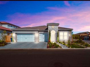 2788 N Douglas Ave, Fresno, CA 93727