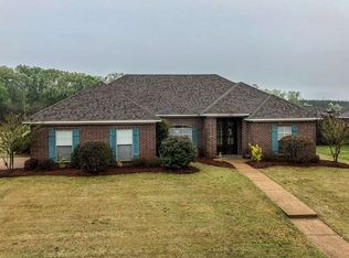 225 Tucker Dr, Brandon, MS 39042
