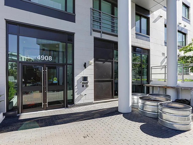 4908 Cambie St #304 — Photo 21