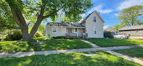 1027 N 9th Ave E Photo 1