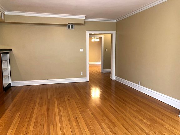 4th image of 7359 N Hoyne Ave APT 3