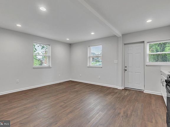 5th image of 1100 Mount Holly St