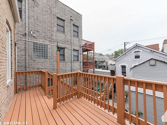 3rd image of 858 N Paulina St #1613