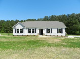 11733 Raleigh Rd, Four Oaks, NC 27524