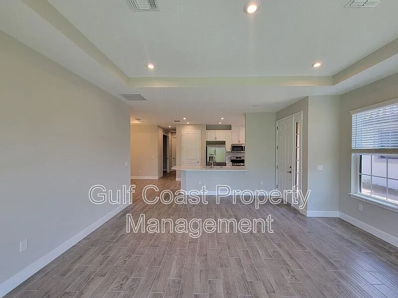 2 bed, 2.5 bath, 1573 sqft, $2,600 — Photo 4