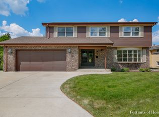 1678 W Woodland Ave, Addison, IL 60101