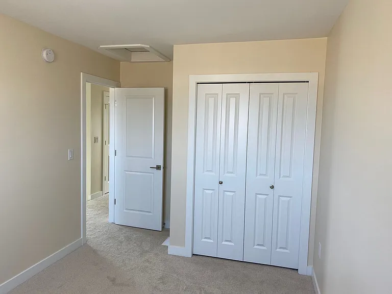 254 Whitehorn Cres — Photo 8