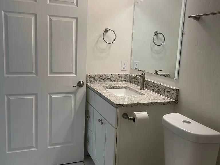 Greenhaven Apartments — Photo 10