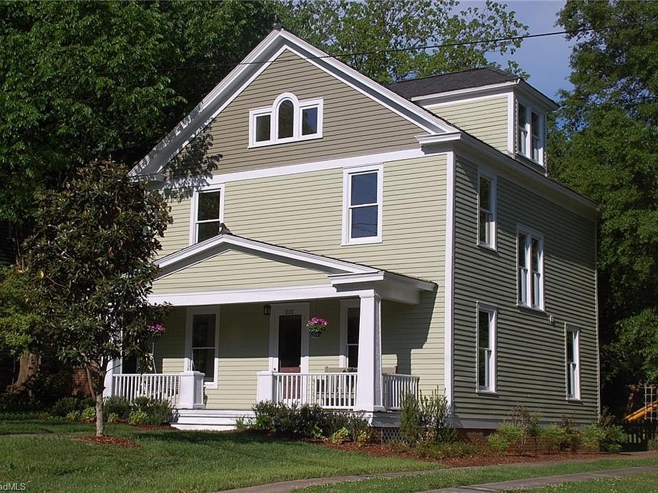 1st image of 212 S Mendenhall St