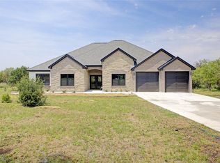 1215 Ridge Harbor Dr, Spicewood, TX 78669