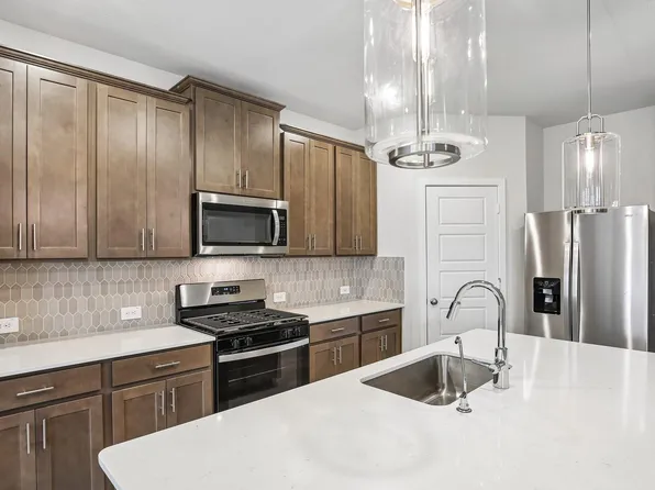 5232 Redbud Valley Dr, Pearland, TX 77584