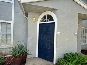 1620 Columbia Arms Cir, Kissimmee, FL
