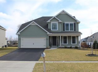 2383 Agassiz Dr, Lake View, NY 14085