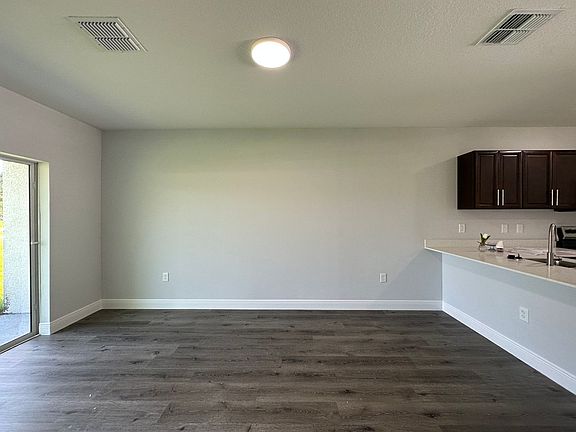 3rd image of 513 Albatross Dr #A