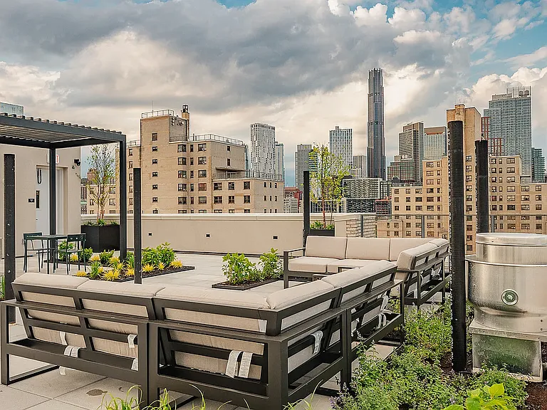 526 Baltic St #7D — Photo 38