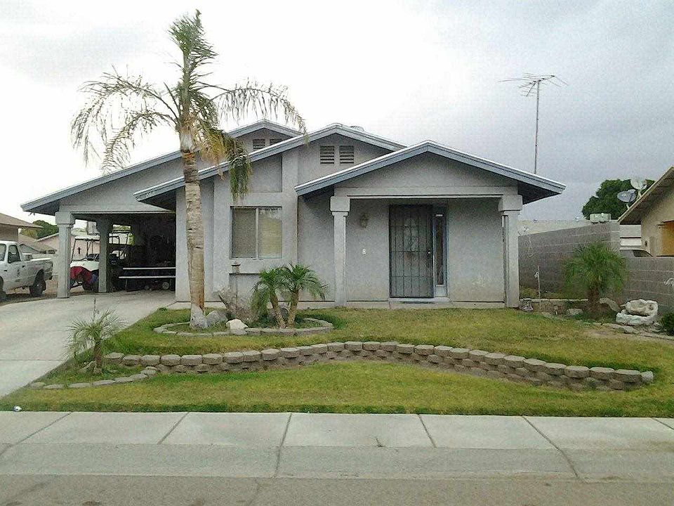 1st image of 668 W Calle Esperanza St