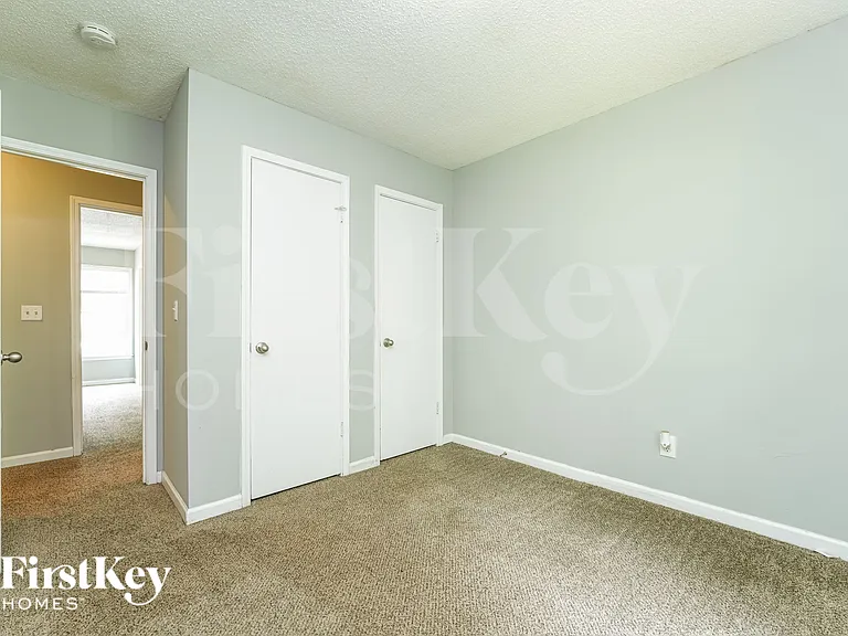 5565 Westberry Ln — Photo 11