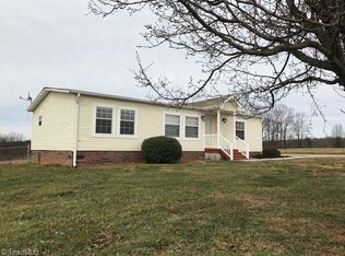 2205 Ruritan Rd, Roaring River, NC 28669