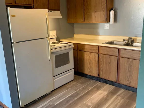 2818 Whitener St APT 2, Cape Girardeau, MO 63701